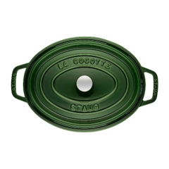Nồi gang Staub oval màu xanh rêu nhập khẩu trực tiếp từ Pháp.