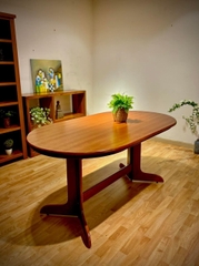 BÀN OVAL