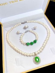 Bộ ngọc trai làm quà tặng 8/3 ý nghĩa