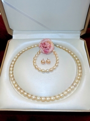 Bộ chuỗi trang sức ngọc trai làm quà tặng