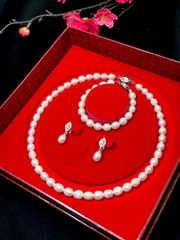 Bộ Chuỗi Ngọc Trai Giọt Duyên Dáng Sang Trọng