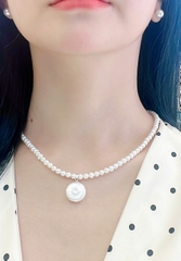 Chuỗi cổ ngọc trai nhí kết mặt duyên dáng