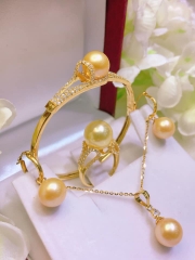 Bộ Trang Sức Ngọc Trai Vàng Kim Sang Trọng