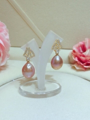 Hoa Tai Ngọc Trai Giọt Metallic Sang Trọng