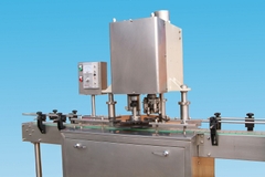 máy viền mí lon tự động được sử dụng nhiều trong nghành đóng hộp thực phẩm như nước và các loại chất lỏng khác.