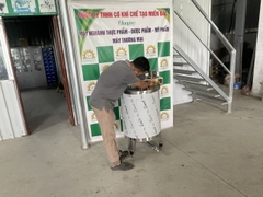 Máy khuấy dung dịch 200 lít