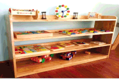 Kệ đồ chơi bằng gỗ