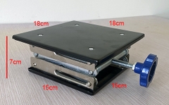 Bàn nâng phòng thí nghiệm