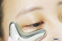 MÁY RỬA MẶT WELLDERMA CLEANSING FISH