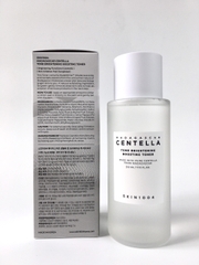 Nước hoa hồng Skin1004 Madagascar Centella Tone Brightening Boosting Toner 210ml