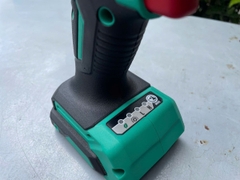 Máy siết buloong không chổi than dùng pin DCA ADPB358Z