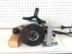 Máy bào gỗ Total 2200W TR11122