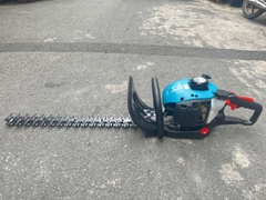 Máy cắt tỉa hàng rào dùng xăng Total TGT5265511 750W chính hãng