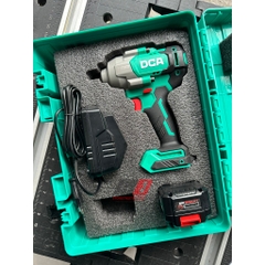Máy siết buloong không chổi than dùng pin DCA ADPB698DM