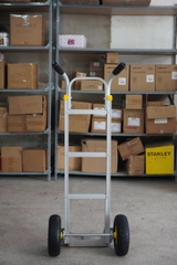 Xe Đẩy Hàng 2 Bánh Chuyên Dụng Công Nghiệp 200kg Stanley HT513
