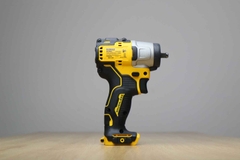 Máy siết bulong dùng pin DeWALT DCF902N (12V)