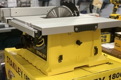 Máy Cưa Bàn 1800w Stanley SST1801-B1