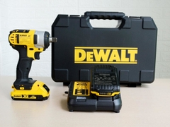 Máy siết bulong cầm tay DEWALT DCF880D2-B1 dùng pin 18V