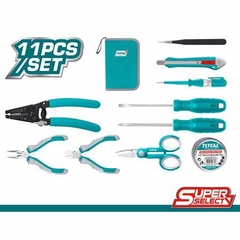 Bộ đồ nghề cho thợ điện 11 chi tiết Total TKETS0111 Xsafe