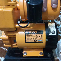 Máy bơm nước INGCO VPA3701 370W