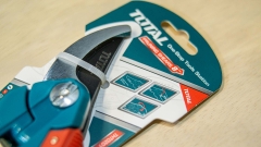 Kéo cắt cành TOTAL THT0201 chính hãng