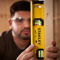 Thước thủy 12in/30cm, nhôm STANLEY STHT42072-8