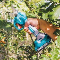 Máy Cắt Cành Dùng Pin 20V Total TSSLI20258
