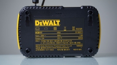 Sạc Nhanh 12ah DEWALT DCB117-KR