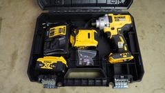 Máy vặn bulon dùng pin Dewalt DCF894P2 (2pin 5Ah, 1 sạc, vali)