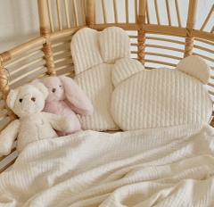 Gối hình thỏ-gấu cho trẻ sơ sinh DOTTODOT X MALOLOTTE.