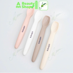 Thìa Ăn Dặm Silicon Ubmom kèm hộp đựng