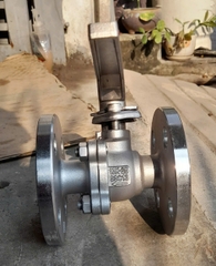 Van bi gang tay gạt mặt bích inox