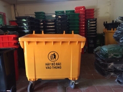 Thùng rác nhựa HDPE 660L