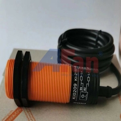 Cảm biến tiệm cận