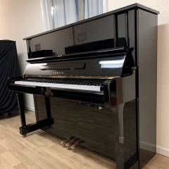 Piano Yamaha YUS