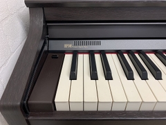 Piano Roland HP 305