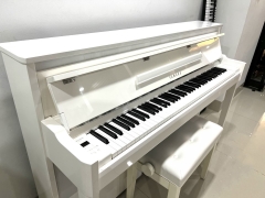 Yamaha NU1 trắng