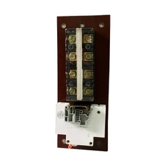 Bảng Điện Cửa Cột Đèn Gồm 4 Cực + 1 Aptomat 1 cực 6A-10A