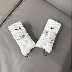 Tất Nike Chính Hãng