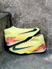 Zoom Superfly 10 Academy KM TF
