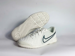 Nike JR Tiempo Legend 10 Academy IC 30