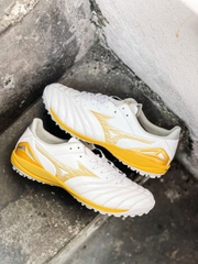 Mizuno Morelia Neo IV Pro TF