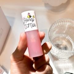 Son Dưỡng Môi Dạng Dầu A'Pieu Honey Milk Lip Oil 5g