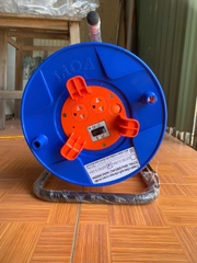 Ổ cắm Lioa kéo dài quay tay kiểu Rulo loại lớn 50m phục vụ sạc cho xe điện (QT50-3-25A)