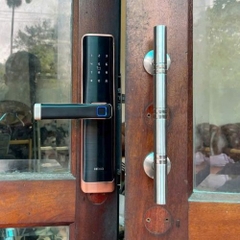 Khóa điện tử Hexa L100 đen đồng đỏ, chống nước
