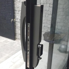 Khóa cửa nhôm kính Kassler KL-599 Pro có app wifi