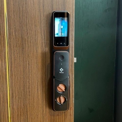 Khóa cửa mở bằng khuôn mặt Kitos 3D Face X có camera, app wifi
