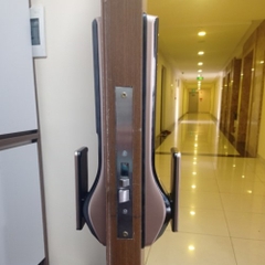 Khóa vân tay Solity GP-6000BK, app wifi