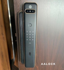 Khóa cửa nhận diện khuôn mặt Yale Luna Pro+