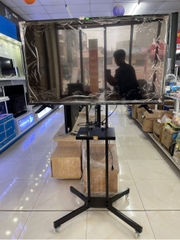 giá treo tivi di động VN